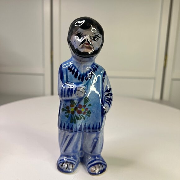 Tonala Mexican Pottery Nativity Scene Figurine Christmas Decor (Chipped on Foot) - Picture 3 of 7